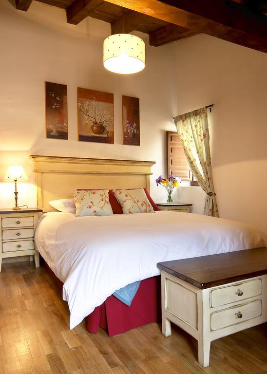 El Bulin De La Hiruela Guest House Room photo